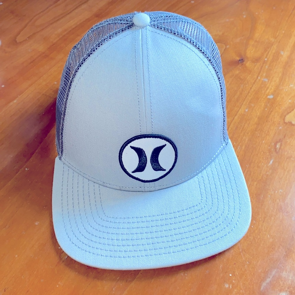 🆕 Men’s Hurley Snap-back Hat